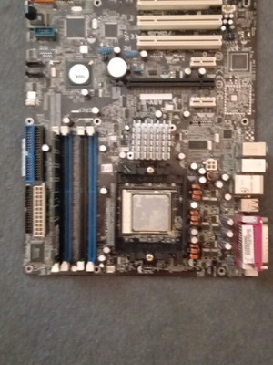 Asus A8V-E SE motherboard used with processor, functional