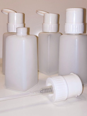 Δοχεία υγρών 250ml τετράγωνο σχήμα με αντλία pump, πακέτο 4 καινούργια