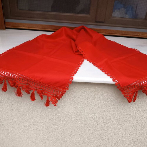 Set of 4 red linen table linens with handmade lace new