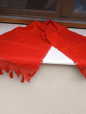 Set of 4 red linen table linens with handmade lace new