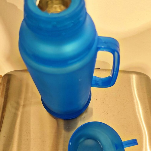 Thermos bottles 500ml pack of 500, new, red and blue