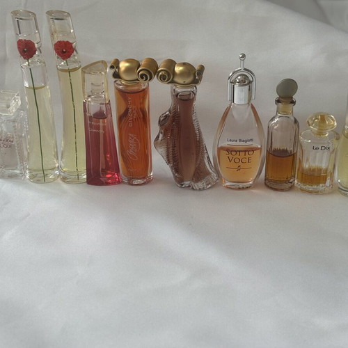 Mini perfume set used, Lalique, Kenzo, Givenchy, Laura Biagiotti, Balenciaga
