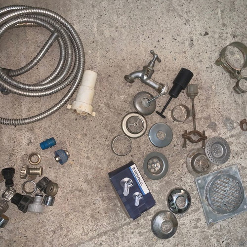 Various old hydraulic parts used