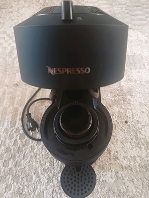 Nespresso Vertuo Next ENV120.BM Delonghi μηχανή καφέ σαν καινούργιο, ματ μαύρο