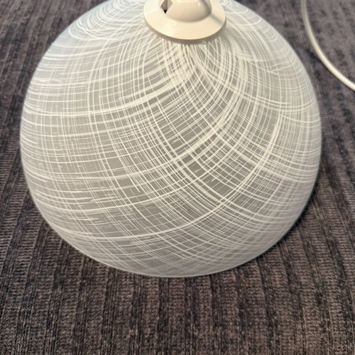 Pendant lamp like new, dimensions 29 x 15 cm