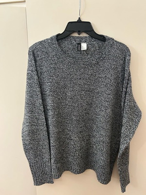 H&M Thin Women's Sweaters like new, sizes Small and Large
