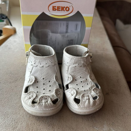 Beko Baby Walking Shoes like new, size 19, spring-summer