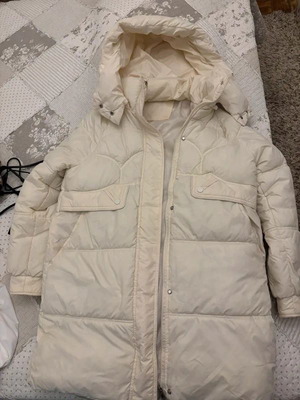 Shein women's jacket used, white and beige, hood with zipper