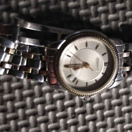 Tissot women's Swiss watch used, classic and modern style