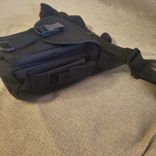 Pentagon thigh bag, black