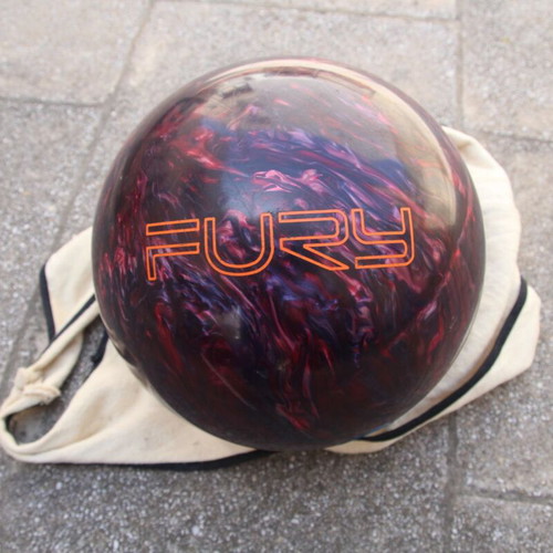 Bowling balls used, pack of 14 pieces