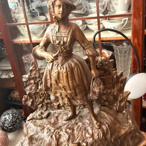 Mantel clock German heavy used, classic collectible