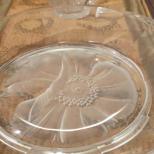 Kosta Boda set of 2 decorative items and 2 ashtrays like new