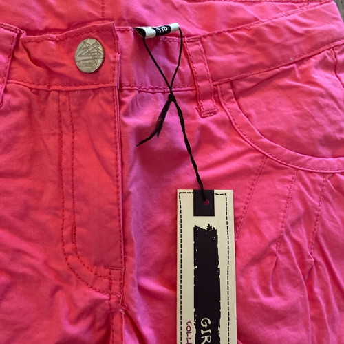 Girl Star Collection bermuda shorts new, bright pink, size 6 years