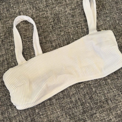 Hollister Bikini Top size M like new, white