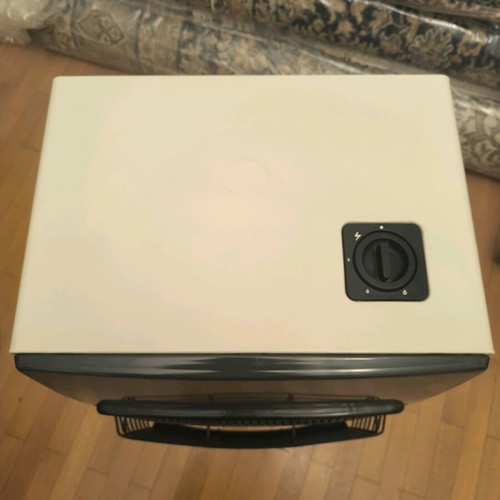 Delonghi Gas Heater Like New