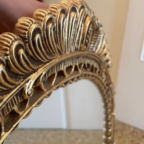 Wall mirror like new