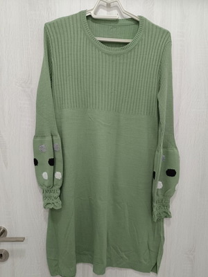 Knitted dress with unique sleeve, green, size M