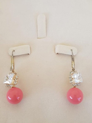 Earrings used with some imperfections
