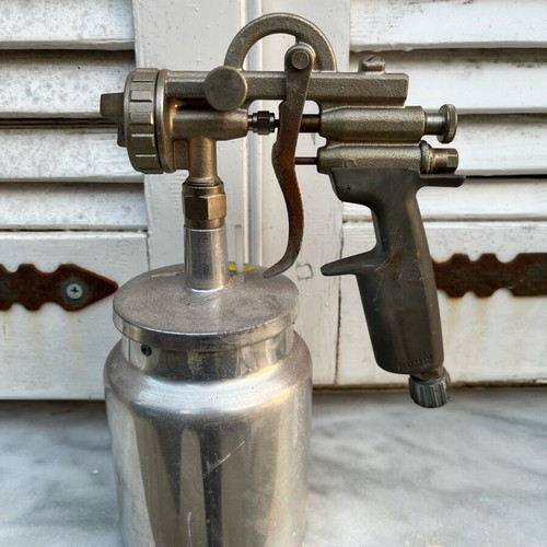 Italian paint spray gun new air-powered