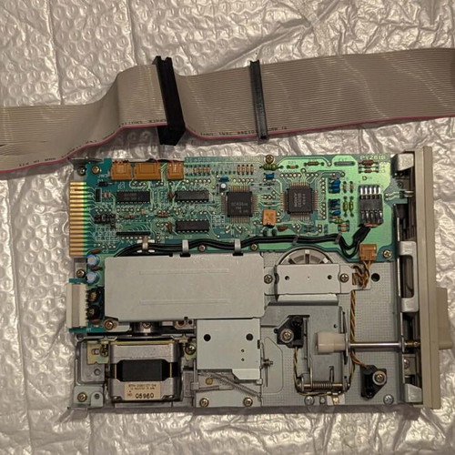 Amstrad Alps Electronic DFC222 5.25" Floppy Drive DD 360kb used with cable