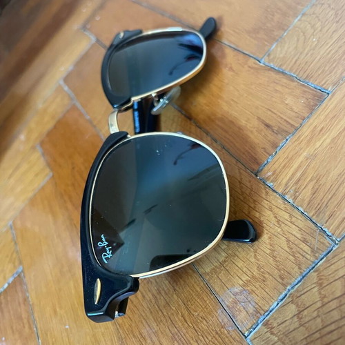 Rayban sunglasses black like new, authentic