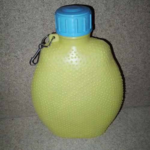 Plastic water bottle from the 70s like new, unused