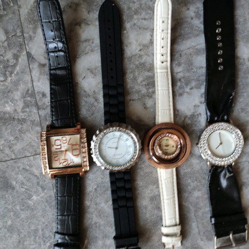 Women's watches used, pack of 6 pieces