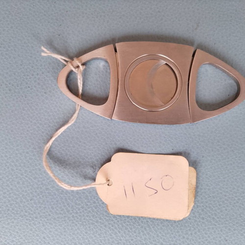 Antique cigar cutter 1980 like new