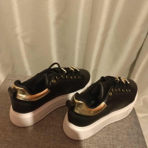 Zara athletic shoes new with decorative stones, size 40, black and white