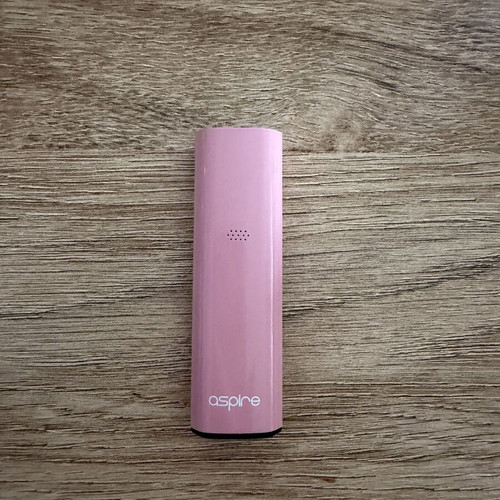 Vilter Aspire electronic cigarette like new, pink with new mouthpiece