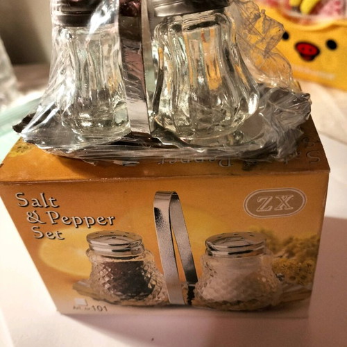 Vintage salt and pepper set new with box
