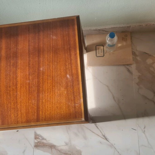 Wooden table 45×45 like new