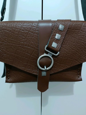 Individual leather shoulder bag new
