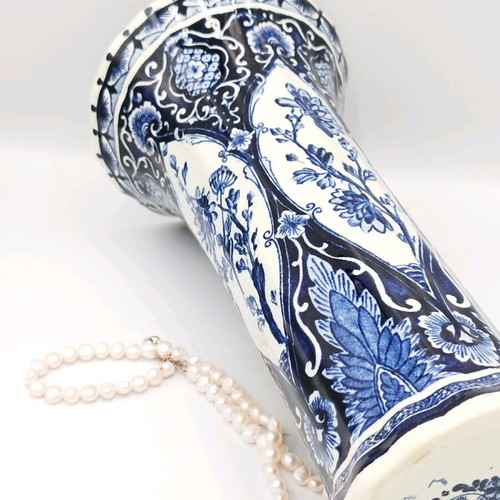 Vintage Delfts Boch vase used, blue perfection