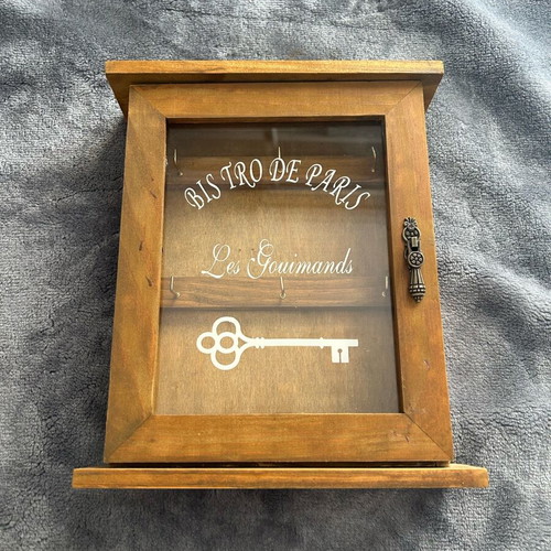 Wooden key holder with 6 slots and glass new