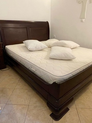King Size Solid Wood Bed with Mattress and Nightstand like new
