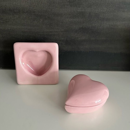 Vintage ceramic heart jewelry box and frame set pink like new