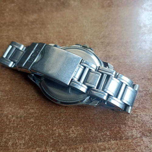 Breeze wristwatch like new unisex blue with Q&Q and Oozoo gift