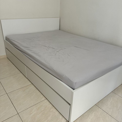 JYSK double bed 140×200 with 2 drawers and mattress used