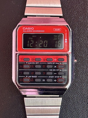 Casio calculator CA-500WE-4BEF vintage wristwatch used, red and silver