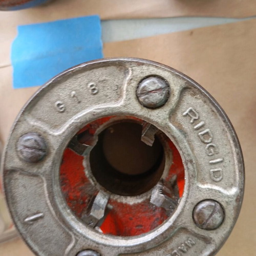 Ridgid 1 Inch Hand Thread Cutter like new