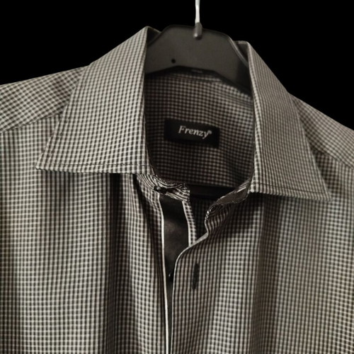 Men's shirt L like new black and white small check pattern