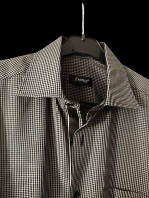 Men's shirt L like new black and white small check pattern