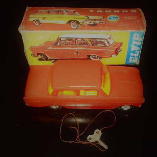 Opel Kadett wind-up toy used from Elvip 70s with box