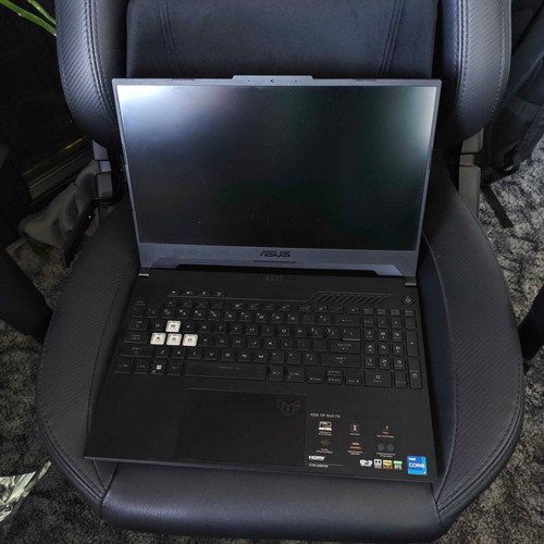 Asus TUF Dash F15 FX517ZR laptop like new, i7, RTX 3070, 16GB RAM