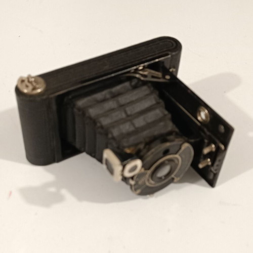 Kodak VEST POCKET Hawk-Eye camera used, collectible