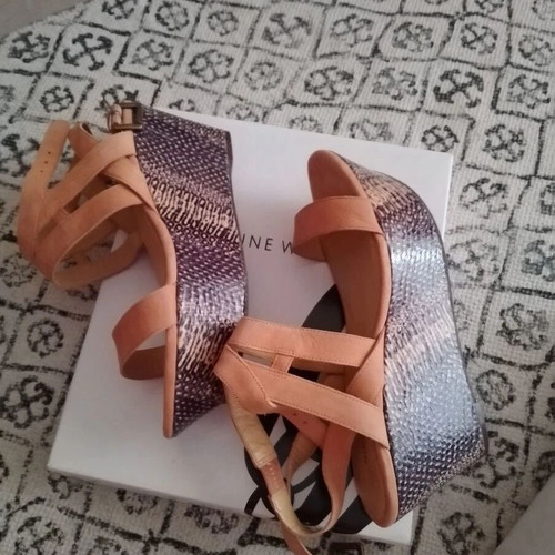 Nine West suede platform sandals size 38.5 like new, tabac color