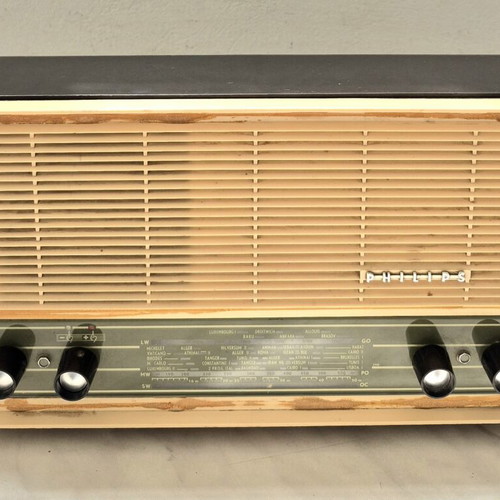 Philips vintage radio