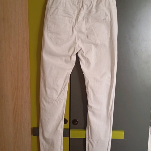 Miss Good white slim jeans size M like new